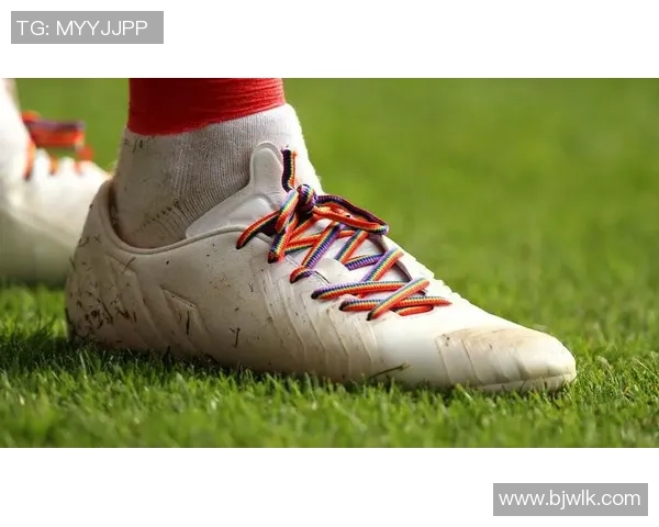 足球明星的鞋带绑法揭秘助你提升场上表现与风格